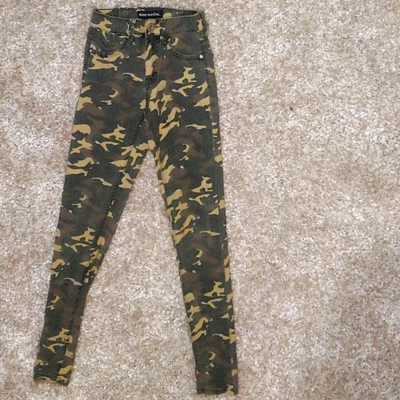 Jeans - Picture 5 of 5